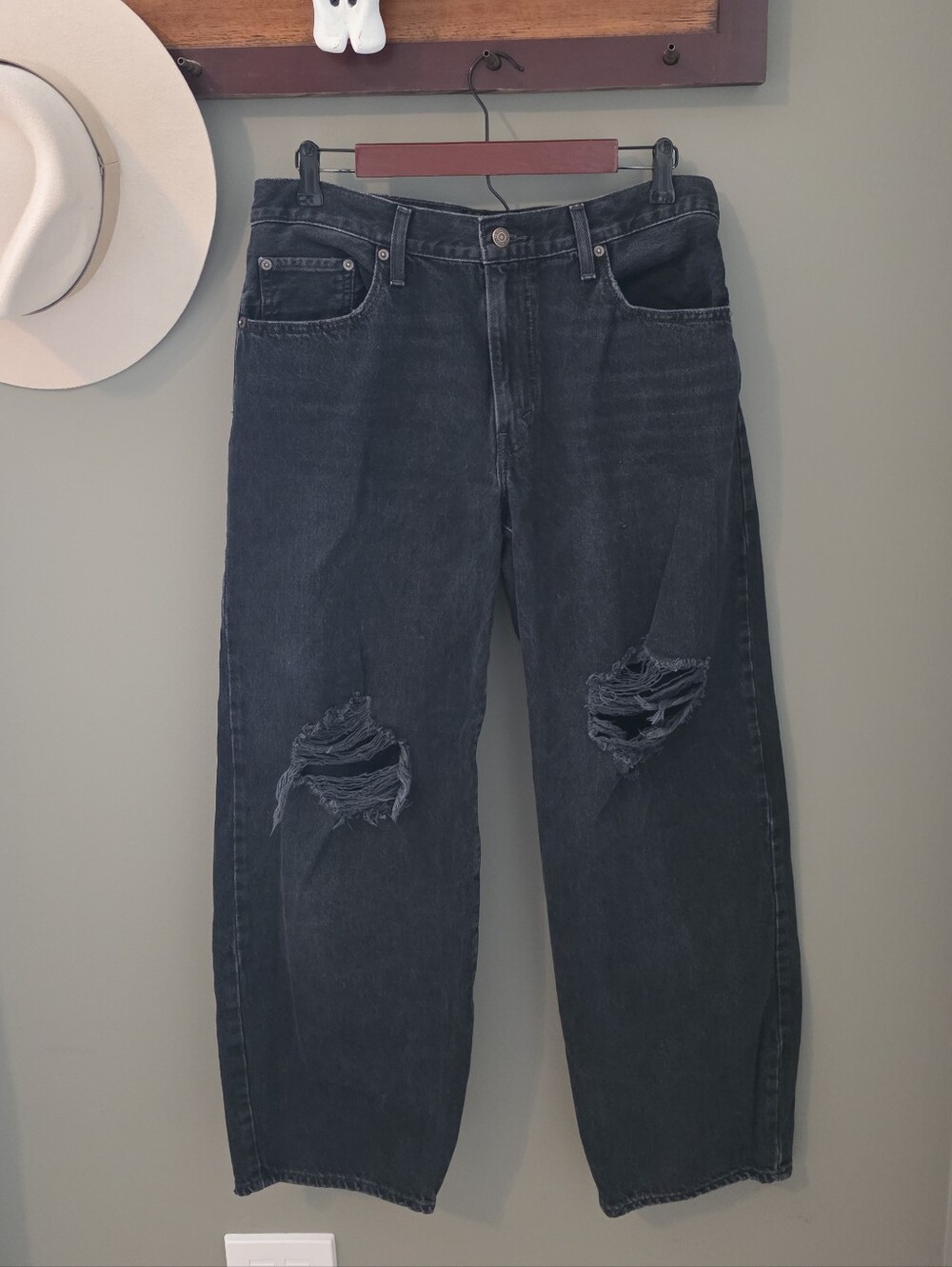 Levi's Baggy Dad Distressed Jeans Size 30 Black Festival Casual 90s